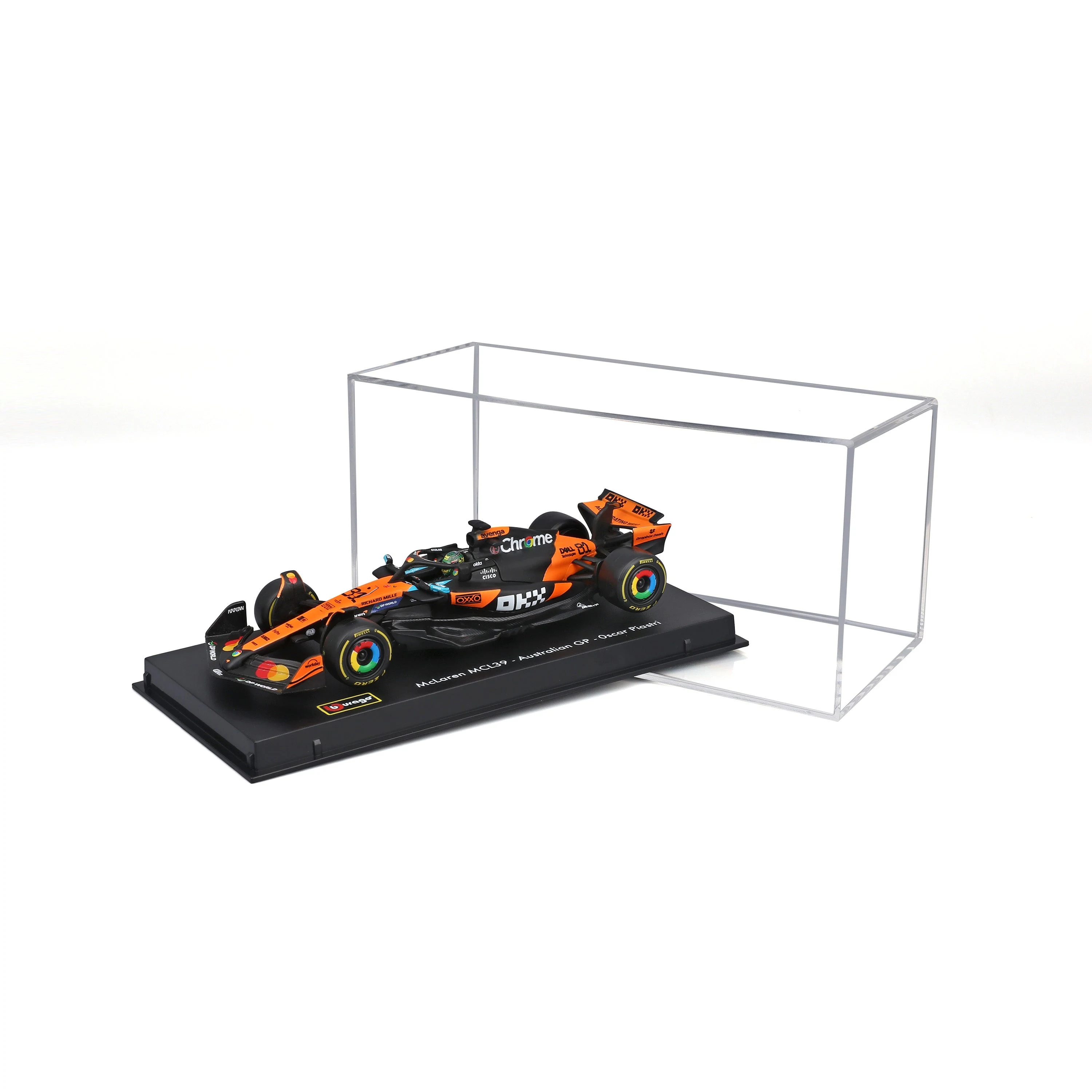 F1 McLaren F1 MCL39 2025 #81 Oscar Piastri – 1:43 Scale with Base and Display Case