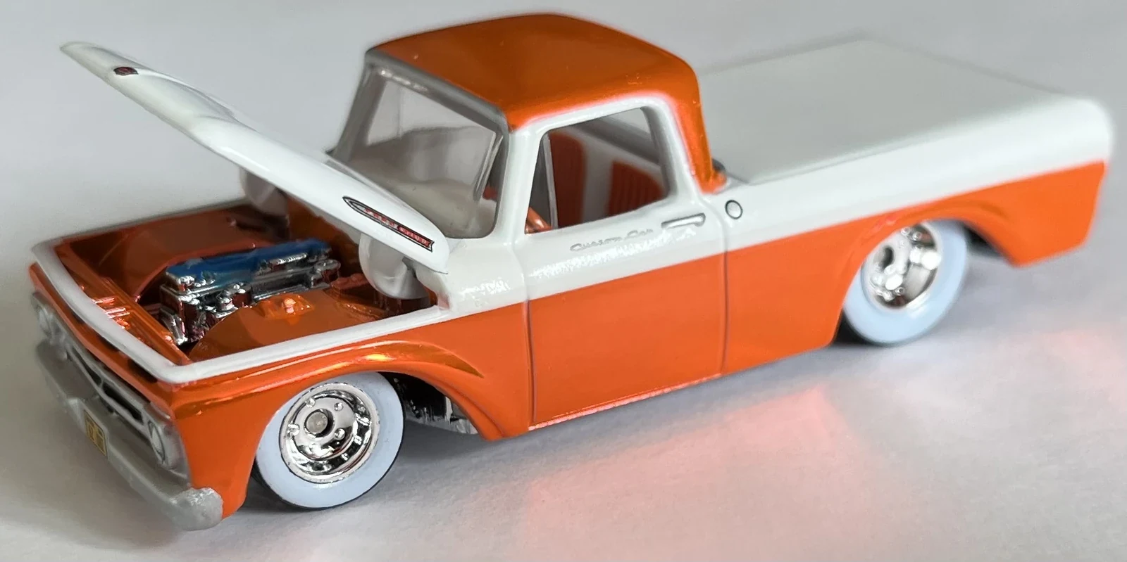 ’79 Ford F-150 – 2000