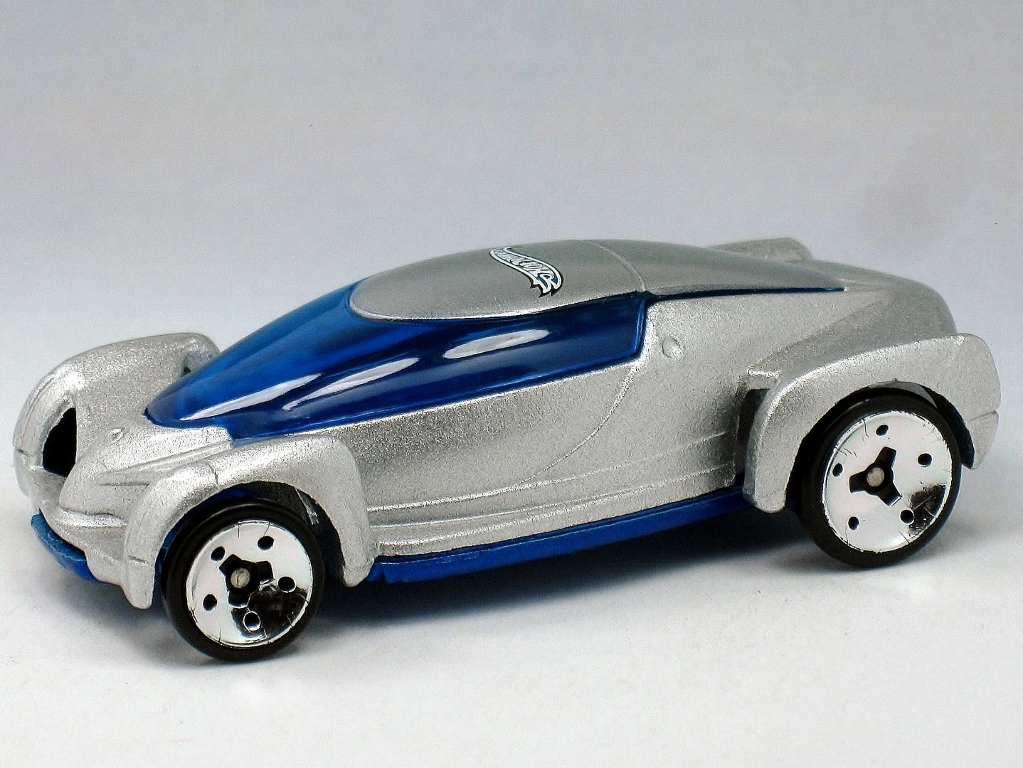 2002 Autonomy Concept – 2003