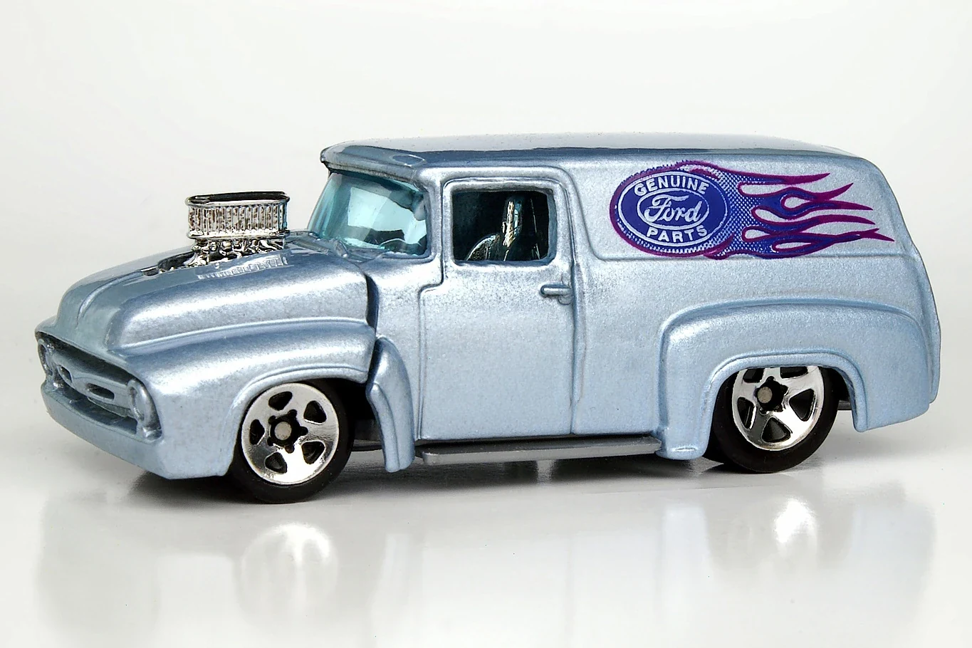 ’56 Ford Truck – 2000
