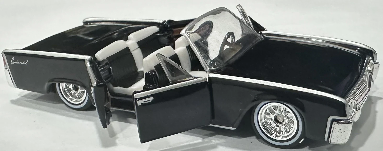 Lincoln Continental 1964 – 2004 #115