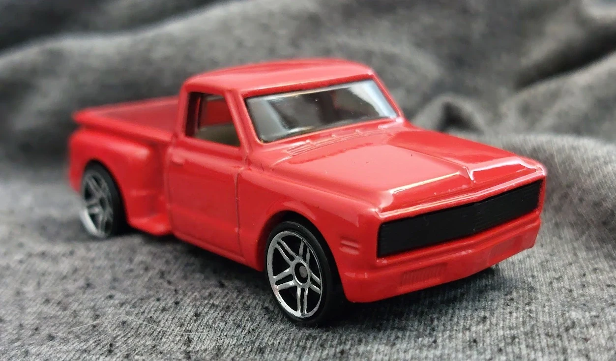 Custom ’69 Chevy – 2002 #031