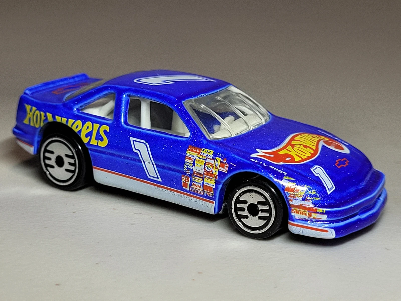 Lumina Stocker – 1995 #275