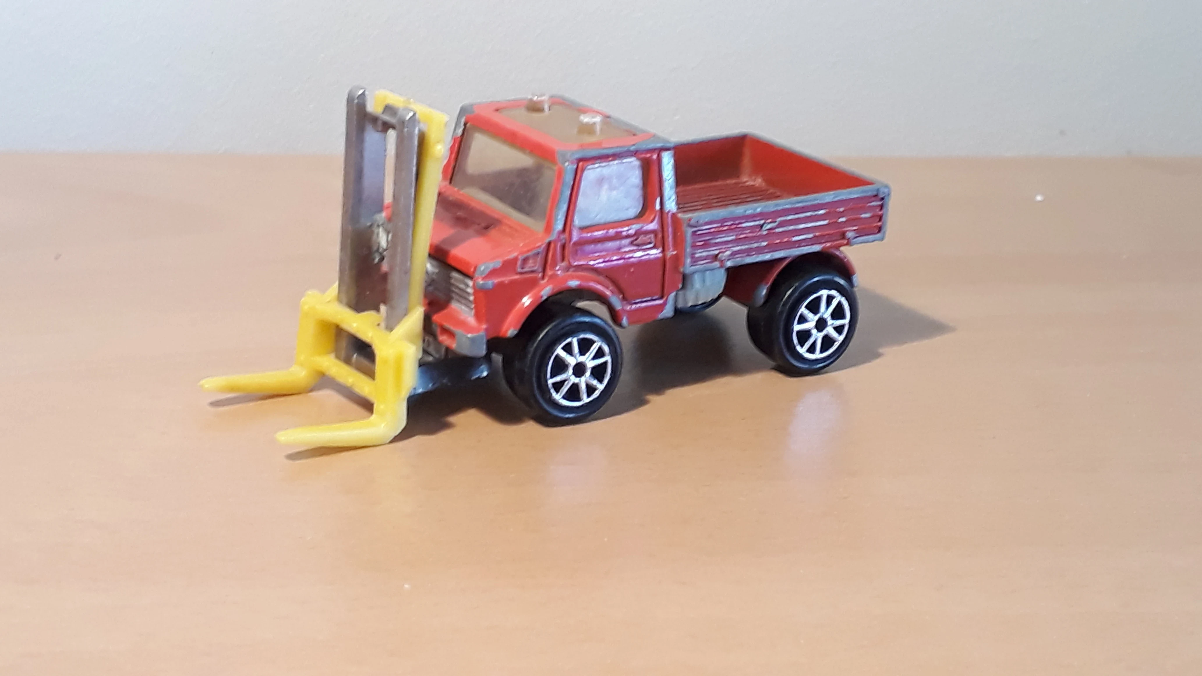 Mercedes-Benz Unimog Snow Plow – 1992