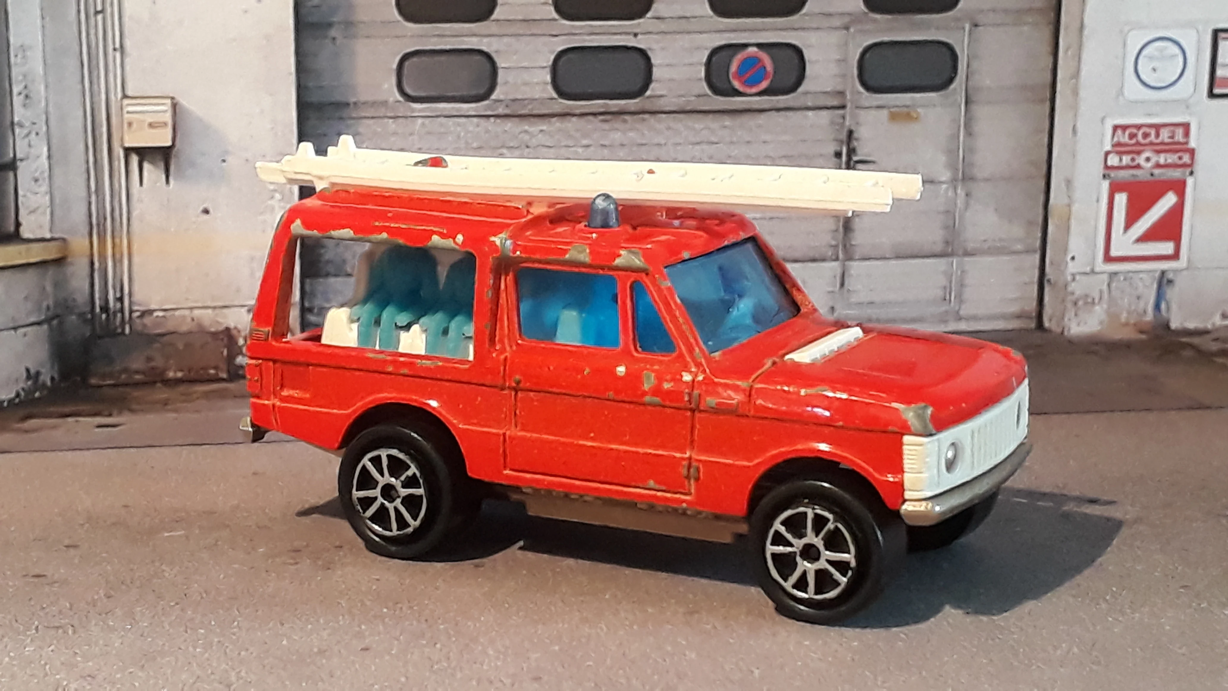 Range Rover Rescue Unit – 1987