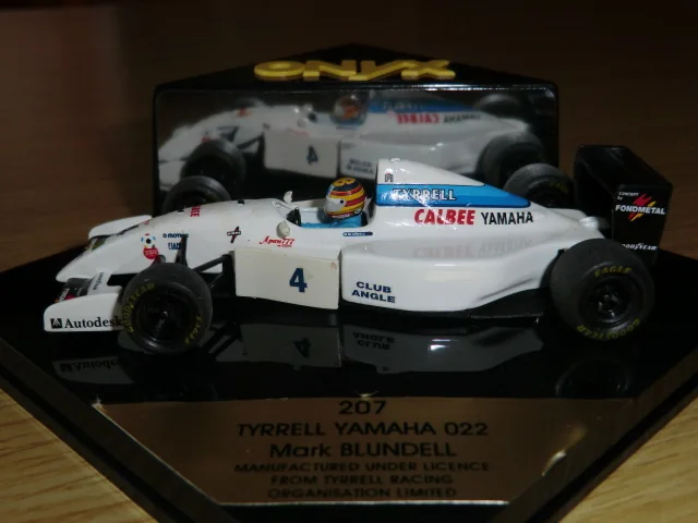 F1 022 YAMAHA N 4 SEASON 1994 M.BLUNDELL