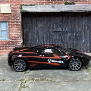 Loose Hot Wheels - Pagani Huayra - Black and Red