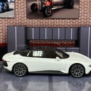 Loose Hot Wheels - DeLorean Alpha 5 - White