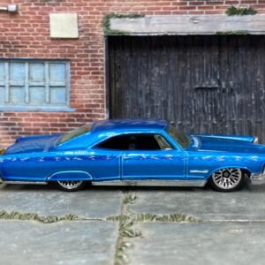 Loose Hot Wheels - 1965 Bonniville - Blue