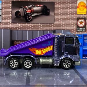 Loose Hot Wheels - Ramp Truck Hauler (1986) - Purple Hot Wheels