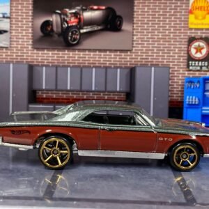 Loose Hot Wheels - 1967 Pontiac GTO - Gray and Dark Red