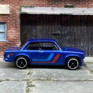 Loose Hot Wheels BMW 2002 – Blue | Vintage German Classic Casting History