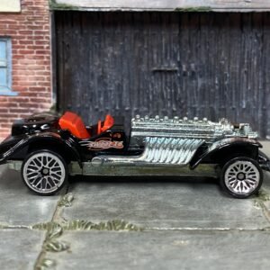 Loose Hot Wheels Sweet 16 Race Car – Black & Red with Flames | Classic Hot Rod Casting