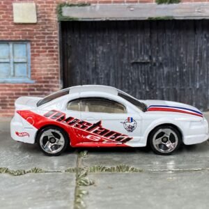 Loose Hot Wheels - 1999 Ford Mustang - White and Red
