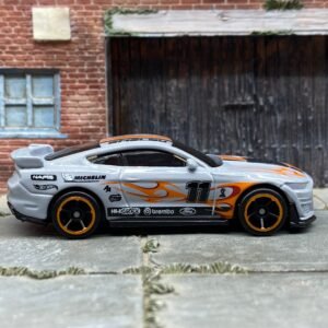Hot Wheels 2020 Ford Mustang Shelby GT500 Gray, Black & Orange | Modern Muscle Casting History