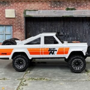 Loose Hot Wheels - 1973 Jeep J10 Pick Up - White K&N