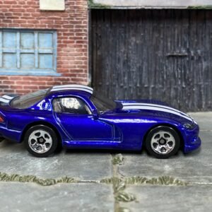 Loose Hot Wheels 1996 Dodge Viper GTS – Blue & White | Classic American Supercar Casting