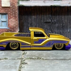 Loose Hot Wheels Bouncen Base – Gold & Purple | Lowrider Custom Casting History