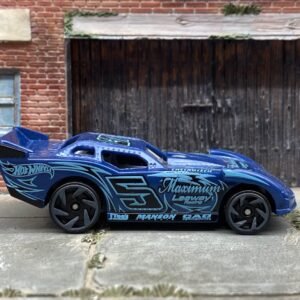 Hot Wheels Maximum Leeway Blue Dirt Modified | Oval Track Racer