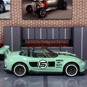 Loose Hot Wheels - 2015 Mazda MX-5 Miata - Green and Black 5