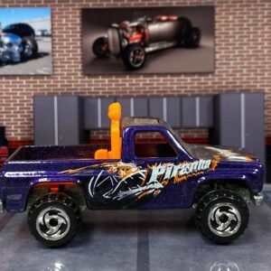 Loose Hot Wheels - 1977 Chevy Pick Up 4x4 (2000) - Purple and Orange Piranha
