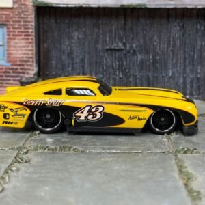 Loose Hot Wheels - Aston Martin DB4GTHigh-Speed Edition - Yellow and Black 43