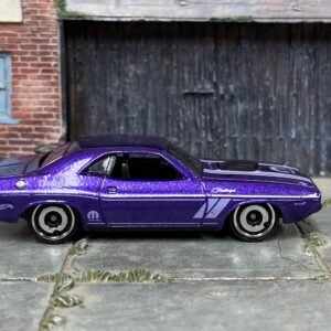 Hot Wheels 1970 Dodge Challenger Purple | Classic Mopar Muscle Car Casting<