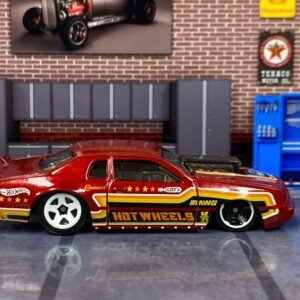 Hot Wheels 1986 Ford Thunderbird Pro Street T-bird - Dark Red