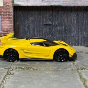 Loose Hot Wheels - 2020 Koenigsegg Jesko - Yellow and Black