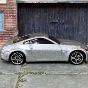 Loose Hot Wheels Nissan Z – Silver | Modern JDM Sports Car Casting