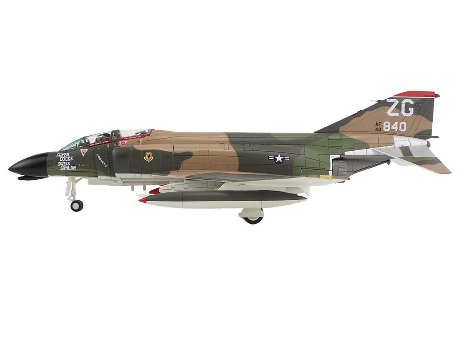 McDonnell Douglas EF-4C Wild Weasel Fighter-Bomber Aircraft "64-0840 67th TFS Korat RTAFB Super Cocks Swiss Samilar" (1971) United States Air Force "Air Power Series" 1/72 Hobby Master Diecast Model collector model product image