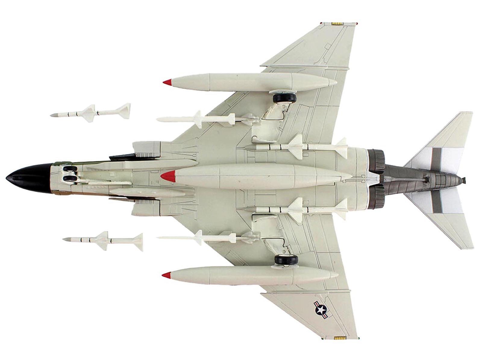 McDonnell Douglas EF-4C Wild Weasel Fighter-Bomber Aircraft "64-0840 67th TFS Korat RTAFB Super Cocks Swiss Samilar" (1971) United States Air Force "Air Power Series" 1/72 Hobby Master Diecast Model collector model product image