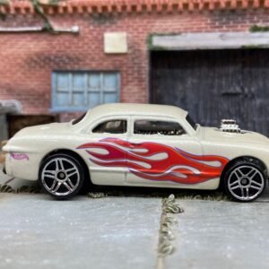 Loose Hot Wheels - 1950 Ford Shoe Box - Pearl White with Flames