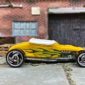 Loose Hot Wheels 1927 Ford T-Bucket Track T Dressed in Yellow with Flames