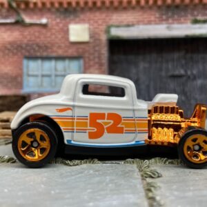 Loose Hot Wheels - 1932 Ford Model A 3 Window - Pearl and Chrome 52nd Anniversary Livery
