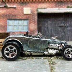 Loose Hot Wheels 1932 Ford Model A "Deuce Roadster" Dressed in Bare Metal