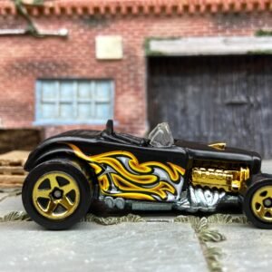Loose Hot Wheels - 1932 Ford Model A "Deuce Roadster" - Black and Gold with Tribal Flames