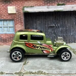 Loose Hot Wheels -1932 Ford Vicky Hot Rod - Green