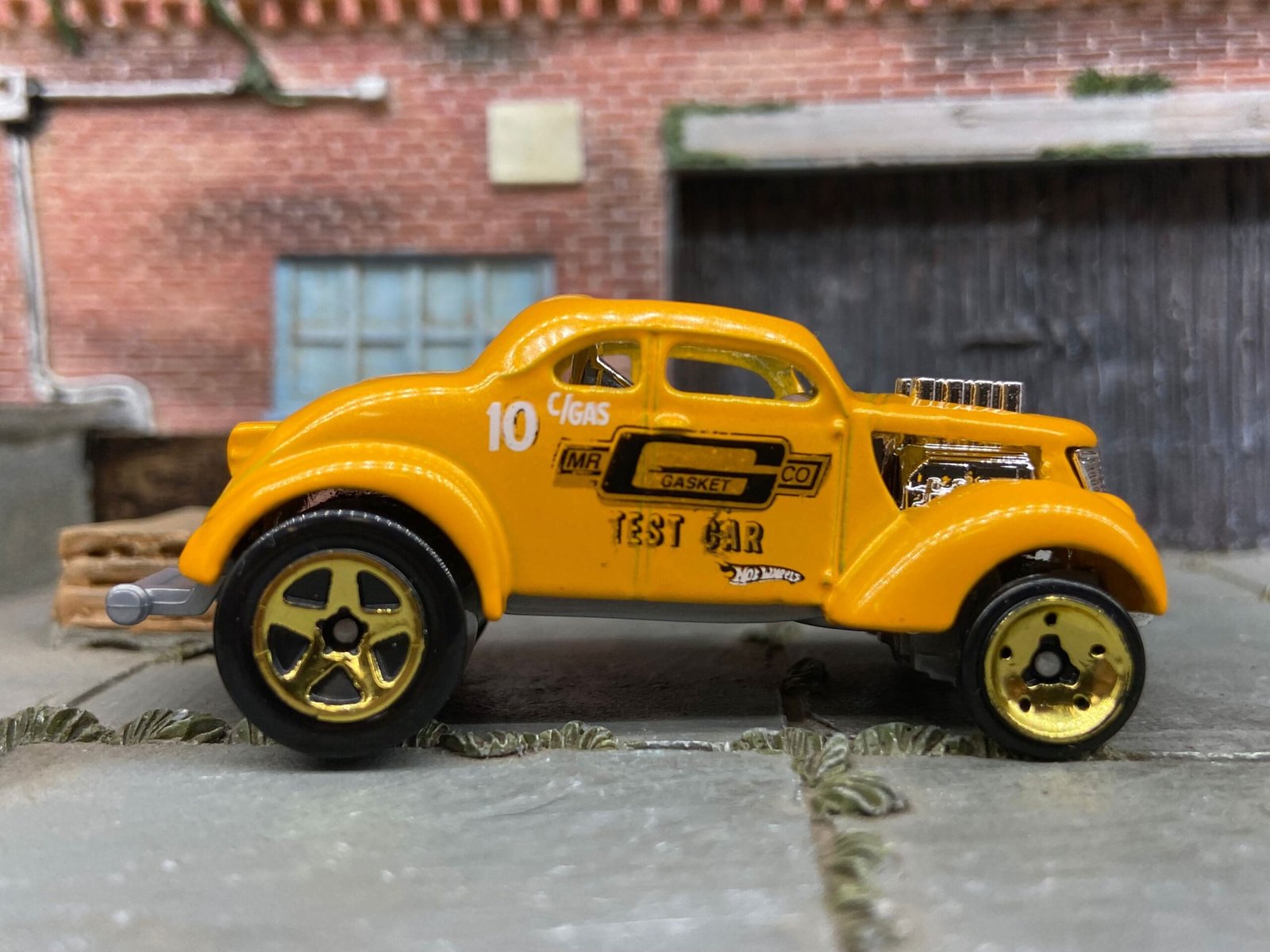 Loose Hot Wheels: 1937 Ford Pass'n Gasser Dressed in Mr Gasket Golden Yellow