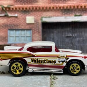 Loose Hot Wheels - 1957 Chevy - White and Red Valetines Day Livery