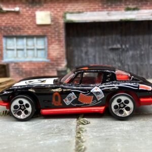 Loose Hot Wheels - 1963 Chevy Corvette - Black and Red Queen of Hearts