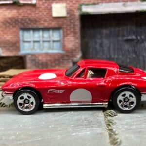Loose Hot Wheels - 1964 Chevy Corvette Sting Ray - Red and White