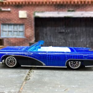 Loose Hot Wheels 1964 Lincoln Continental Convertible Dressed in Blue and Black