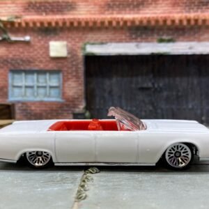 Loose Hot Wheels - 1964 Lincoln Continental Convertible - White