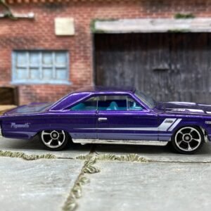Loose Hot Wheels - 1967 Plymouth GTX - Purple and White