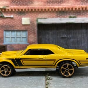 Loose Hot Wheels - 1967 Pontiac GTO - Yellow and Black