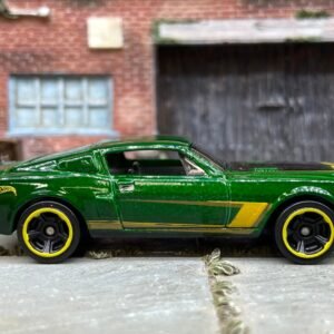 Loose Hot Wheels 1968 Ford Mustang Shelby GT500 Dressed in Green, Black and Yellow