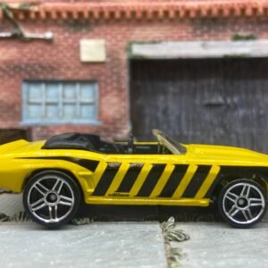 Loose Hot Wheels - 1969 Chevy Camaro Convertible - Yellow and Black Bumble Bee