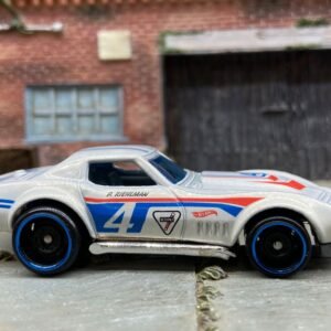 Loose Hot Wheels -1969 Chevy Corvette COPO - White, Red and Blue #4