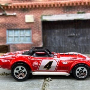 Loose Hot Wheels - 1969 Chevy Corvette Racer - Red and White